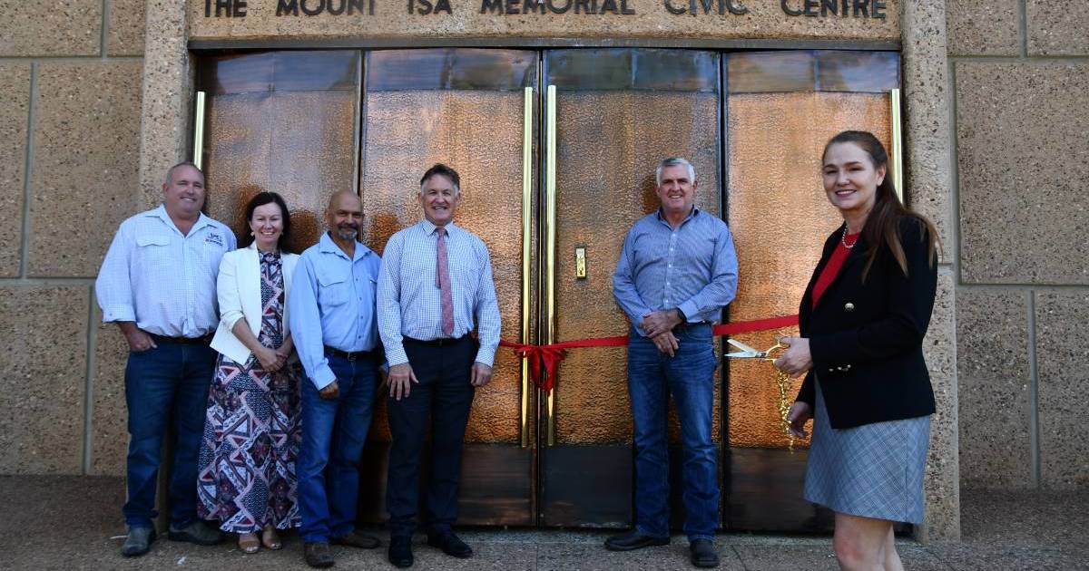 Division in Mount Isa council over mayor’s refusal to back rate rise | The North West Star