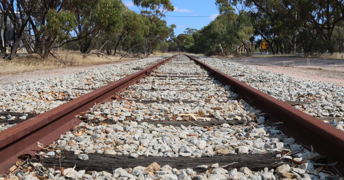 COMMENT: Laying the tracks for Tier 3 rail