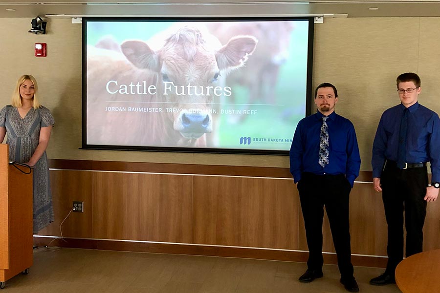 University students design software to predict cattle market