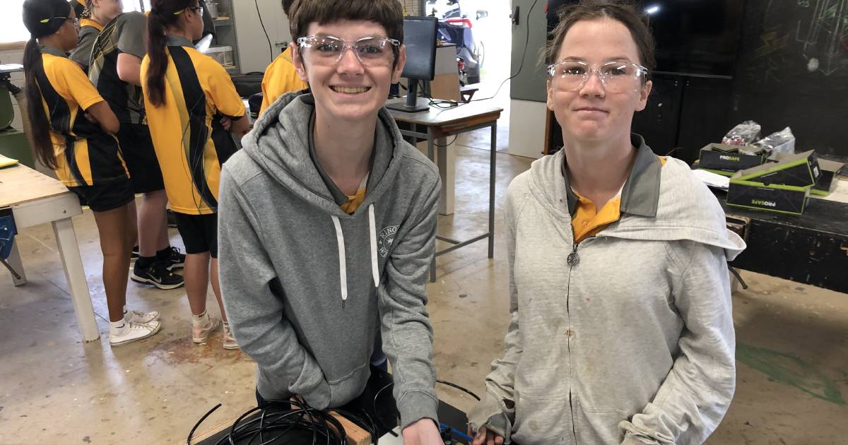 Students become 'tradies for a day' at Cloncurry workshops