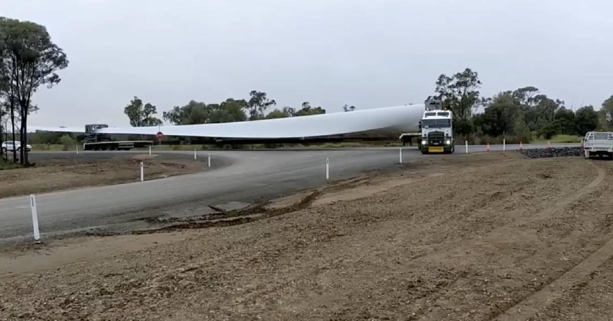 Dulacca Wind Farm blades delivered | Queensland Country Life