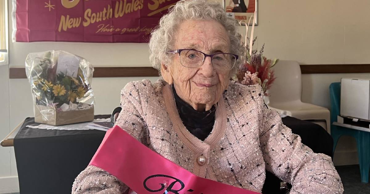 Hughenden’s Joyce Price celebrates her 100th birthday | The North West Star