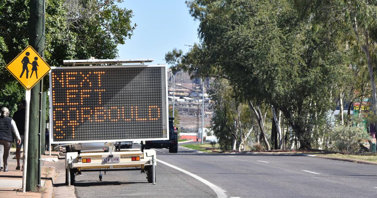 Temporary signs direct caravans to designated parking in Isa CBD | The North West Star