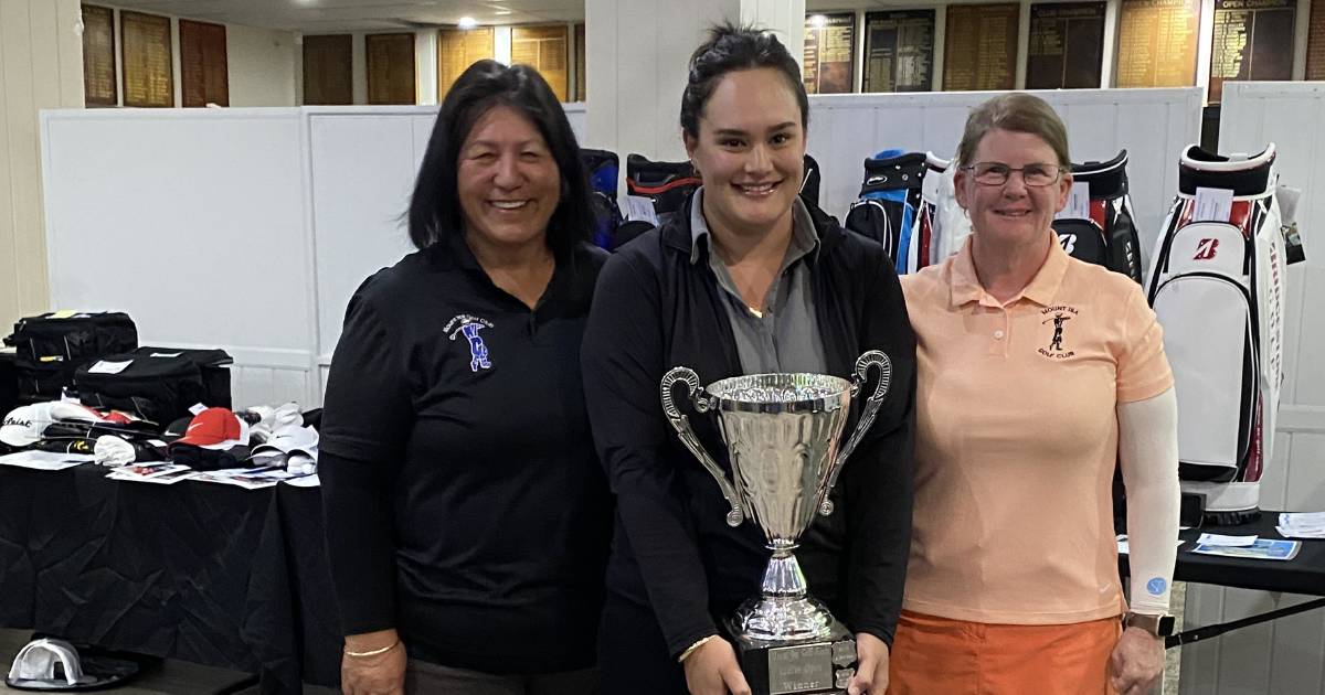 Kate Chadwick wins Ladies Open Championship