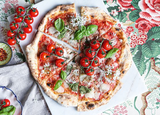 How to make a classic Margherita pizza with sourdough crust