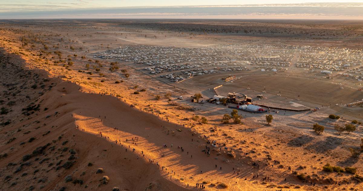 Boy airlifted after fall from Simpson Desert sanddune | The North West Star