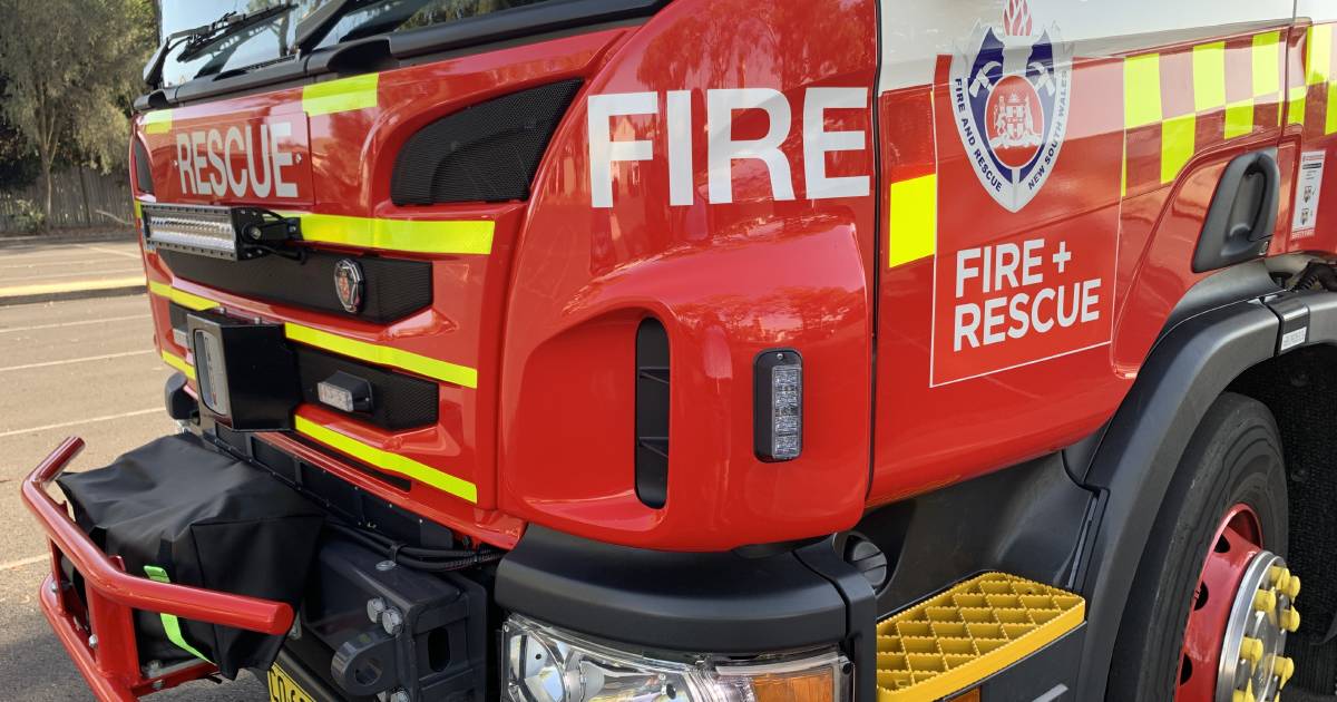 Tanker leaks see 2000 litres of canola oil spilled on the Newell Highway