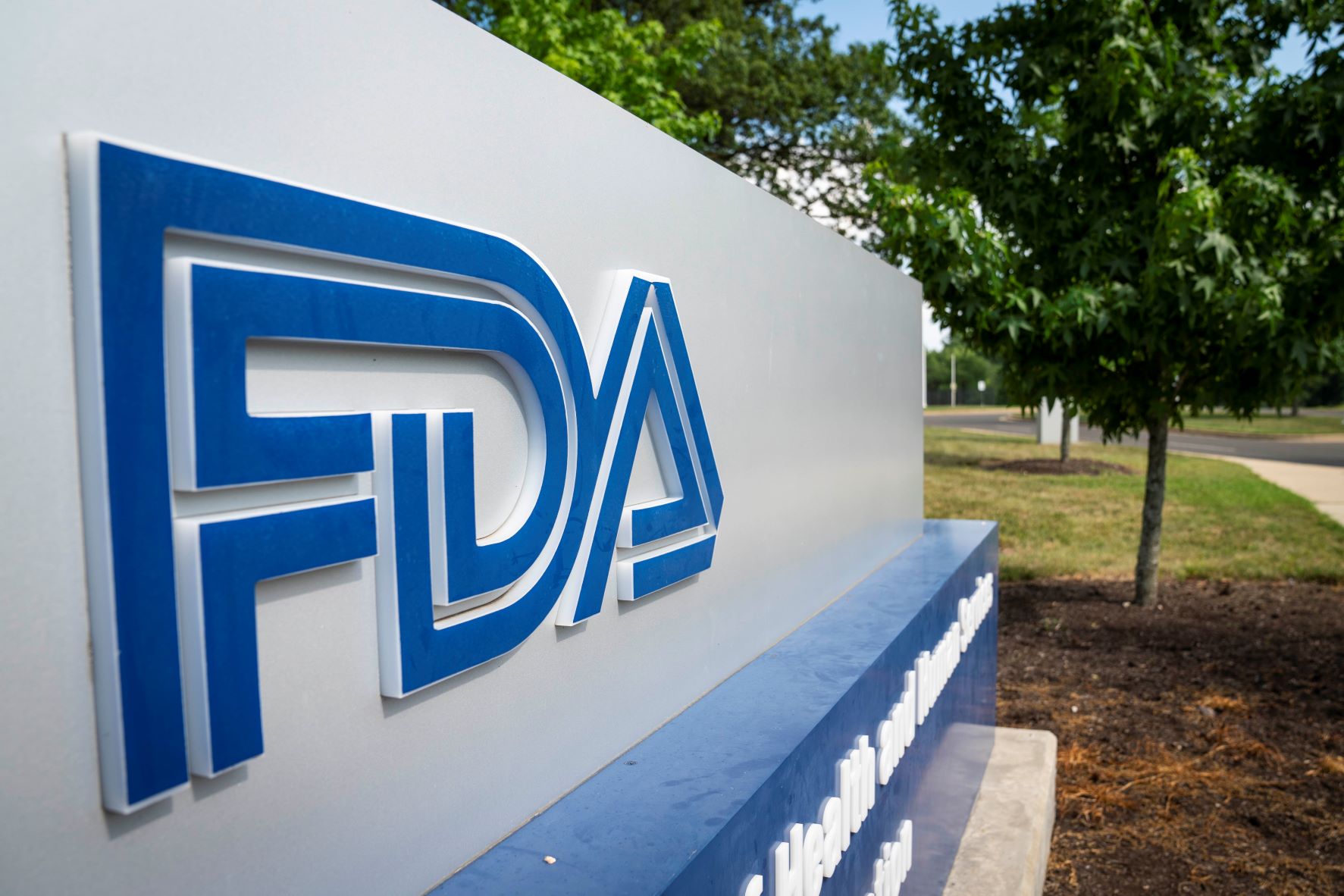 FDA to host listening session on regulation of animal food claims