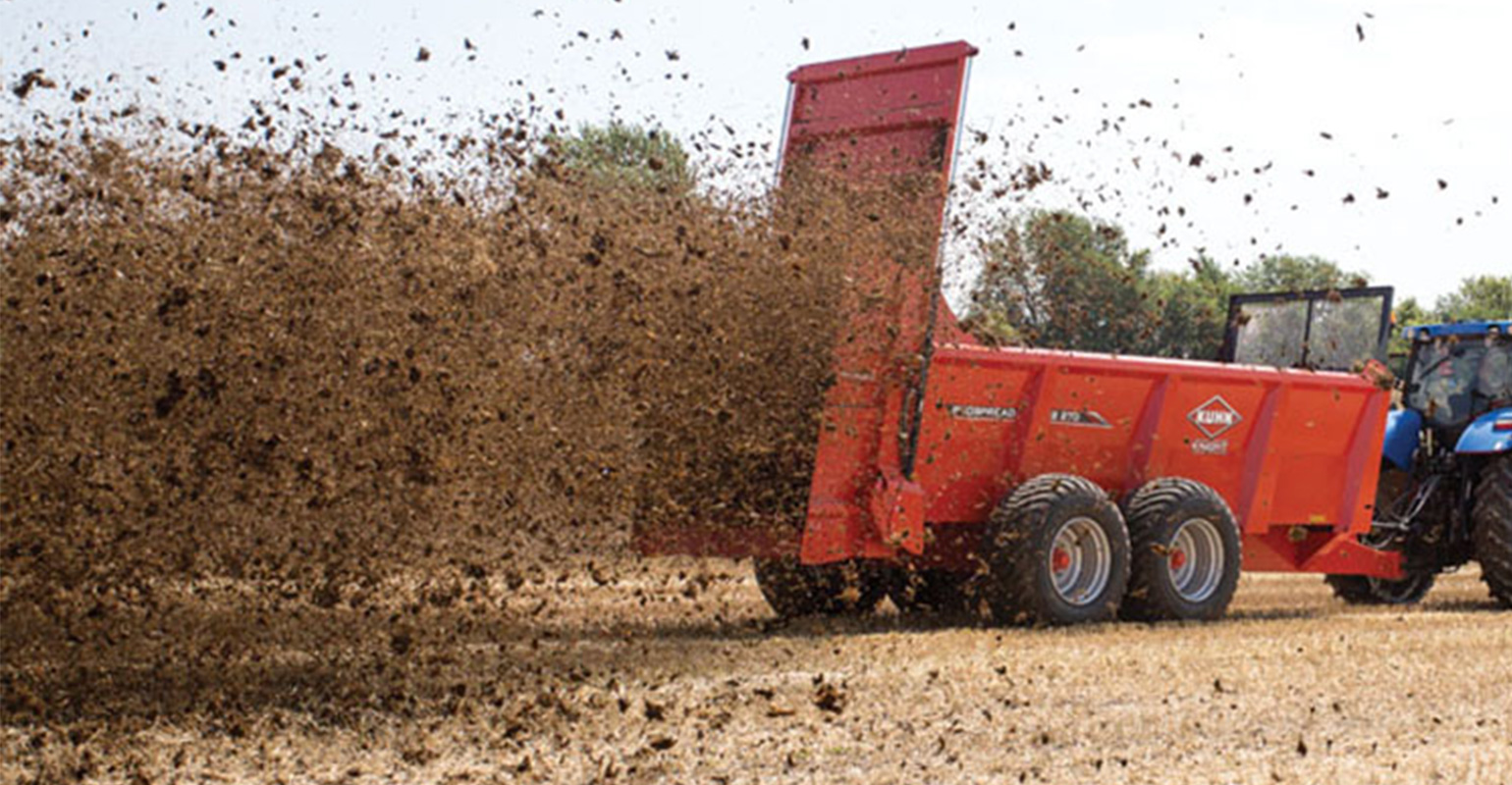 KUHN Expert insights on manure spreaders