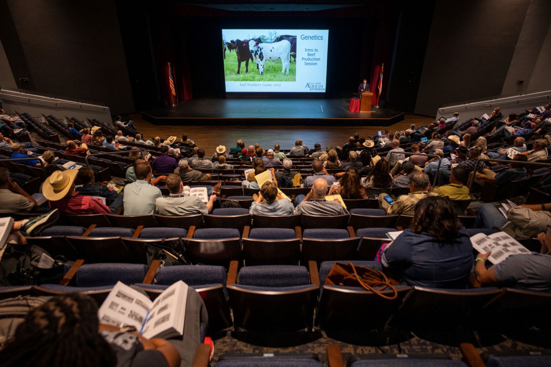 Ranchers impacted by drought turn to beef cattle short course