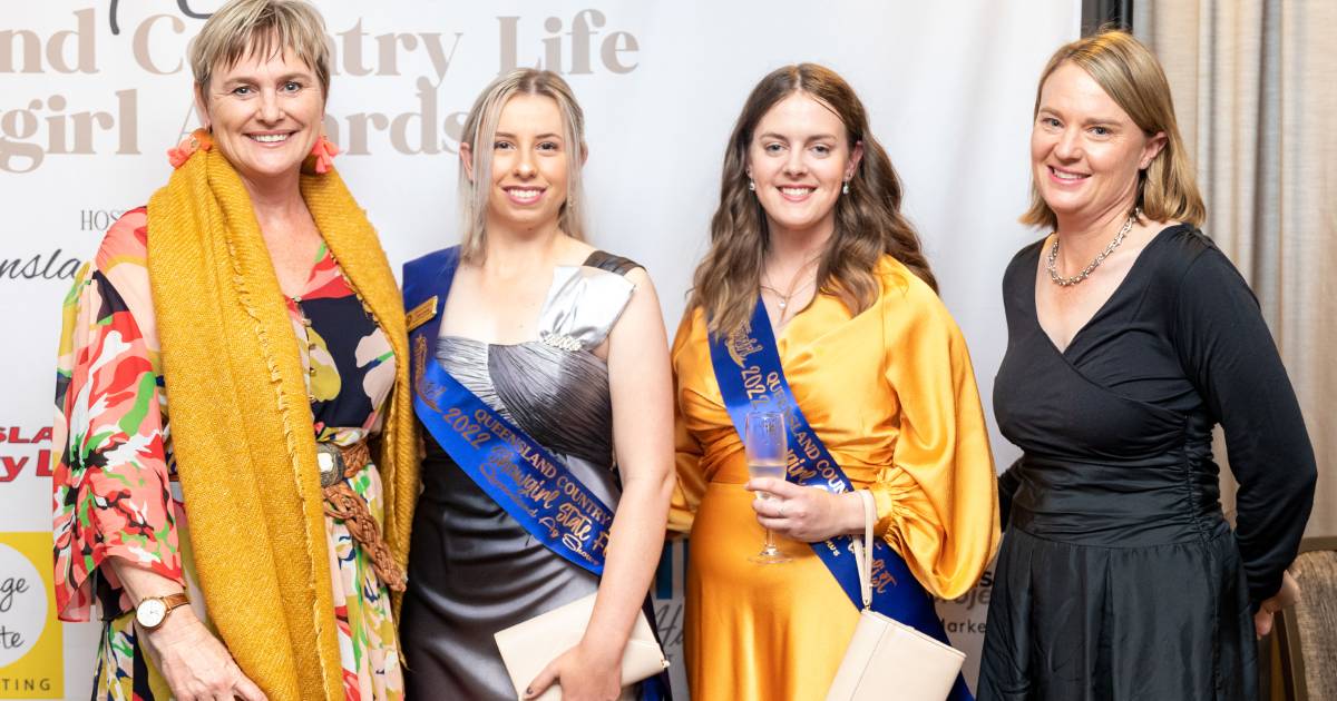 Smiles from the Ekka Showgirl 40-year anniversary dinner | Photos