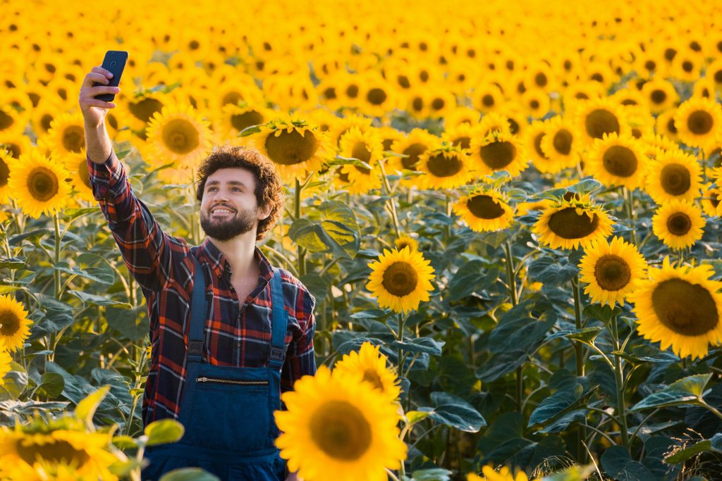 The ultimate guide to the best farm selfie