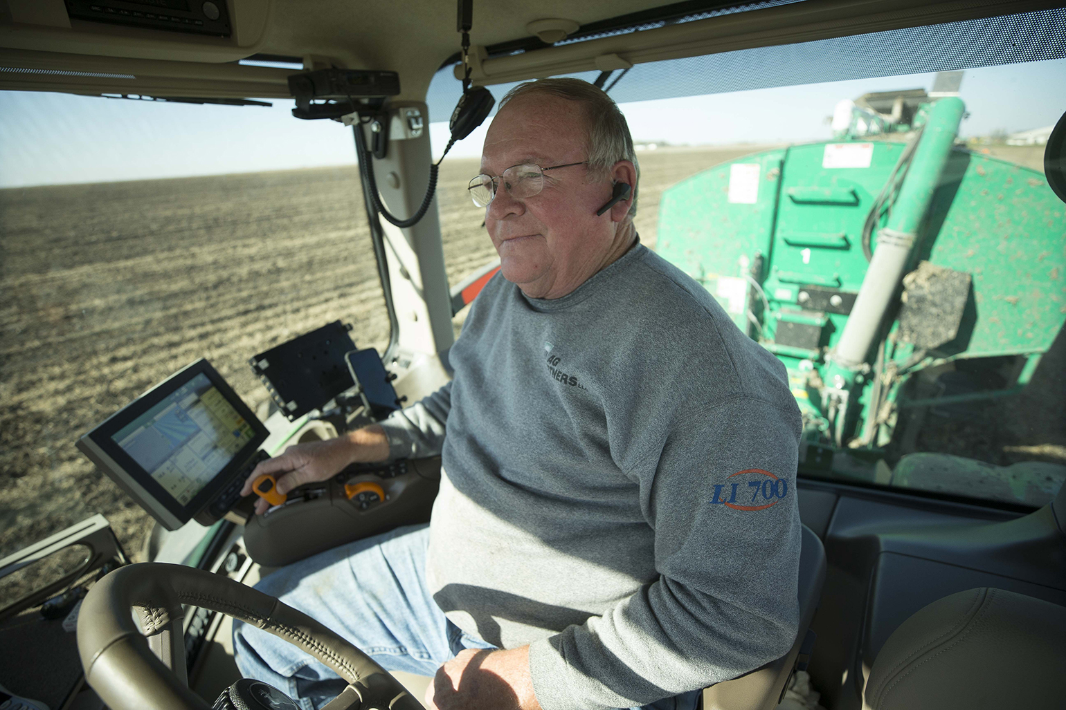 Farmer sentiment improves, inflation concerns linger