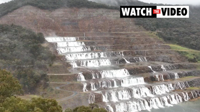 Dartmouth Dam spilling