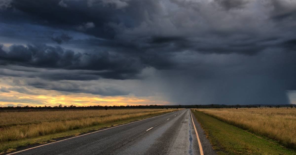 BoM warns of severe thunderstorms for parts of Queensland