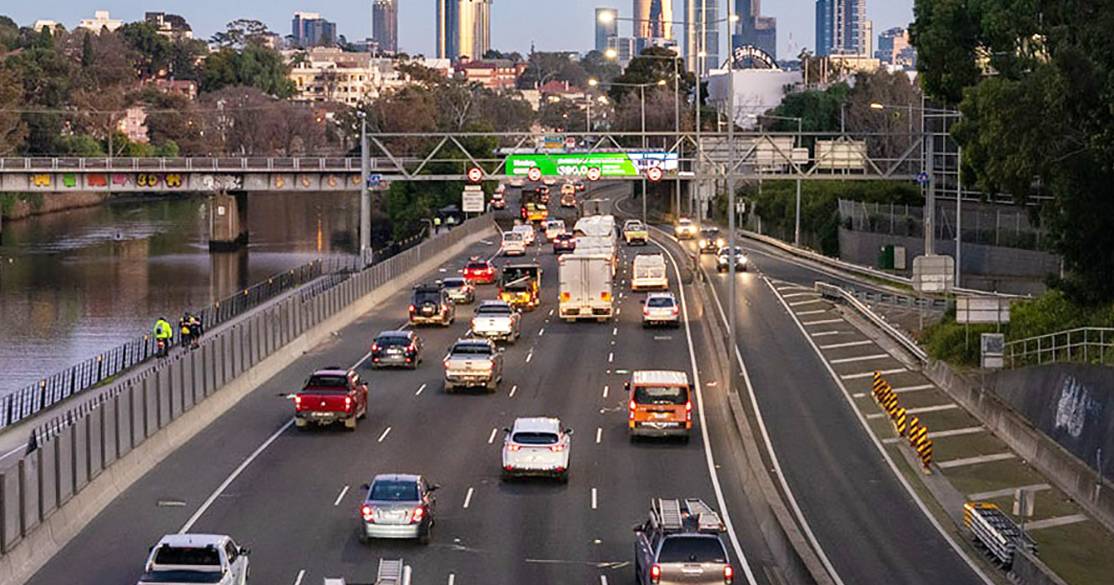 Report calls for a banning of old trucks in Sydney and Melbourne from 2025