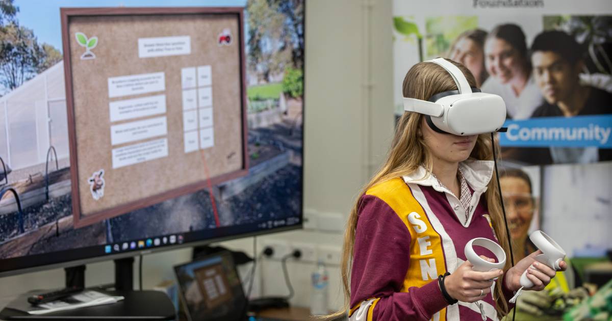 Dalby students enter virtual cattle yards as part of curriculum