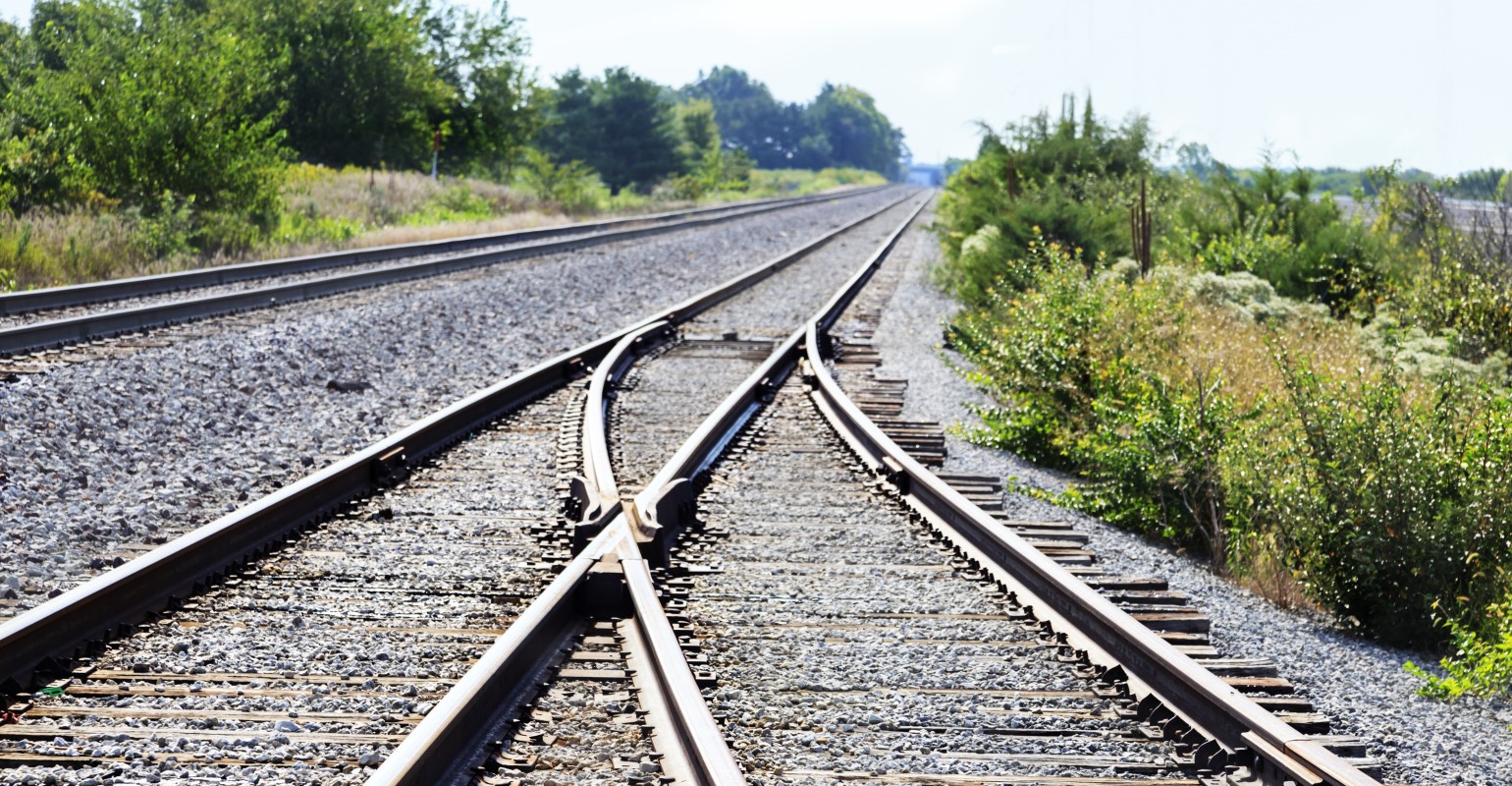 Ag groups urge Congress to prevent rail shutdown