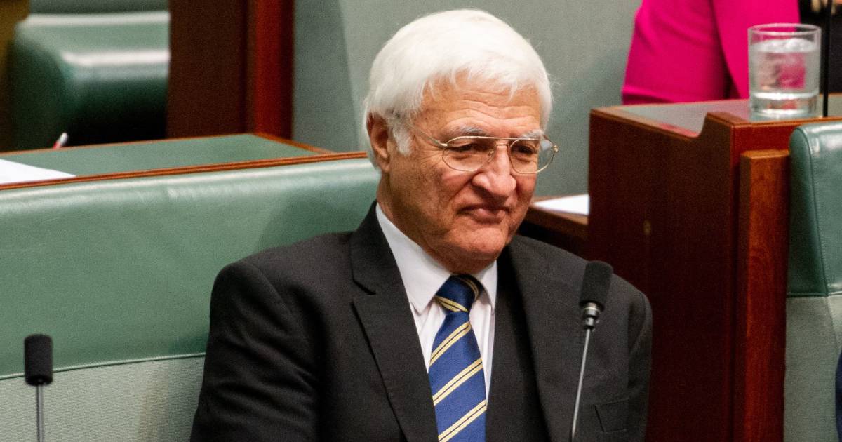 Bob Katter calls for ban on oil exports