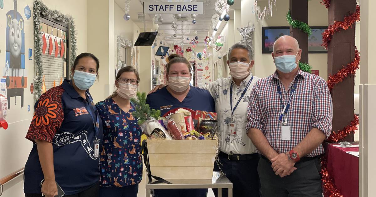 Annual Christmas decoration competition enters ninth year, brightening north west Queensland’s hospitals | The North West Star