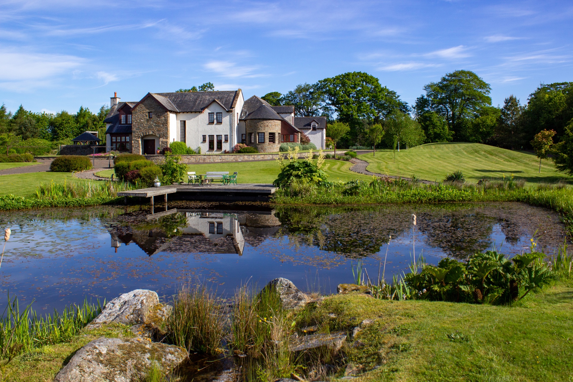 A striking Scottish home near Dundee that has been designed by an award-winning architect