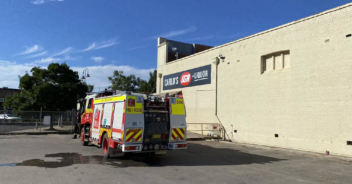 'Quick thinking' saved small town's supermarket after freezer fire