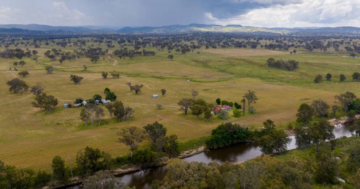 Quality cattle country with excellent water security