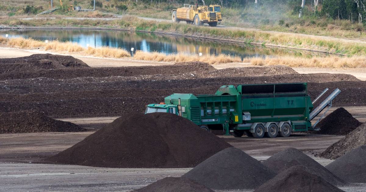 Green compost could help the Great Barrier Reef and farmers: study