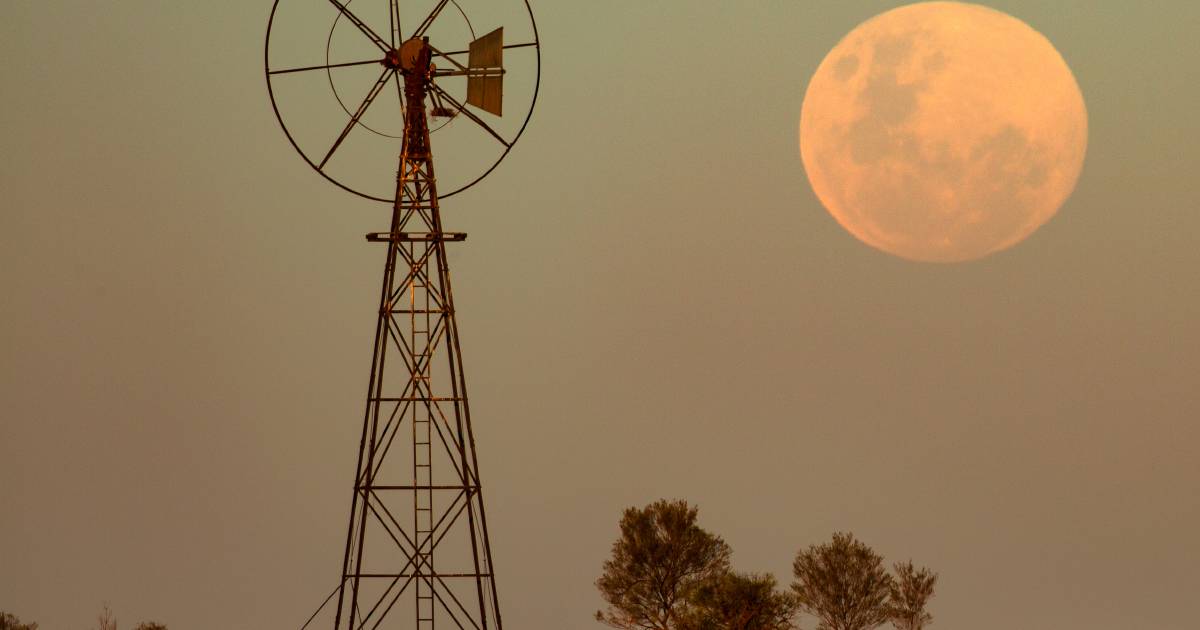 'Fly-in greenies' push for more sacred sites