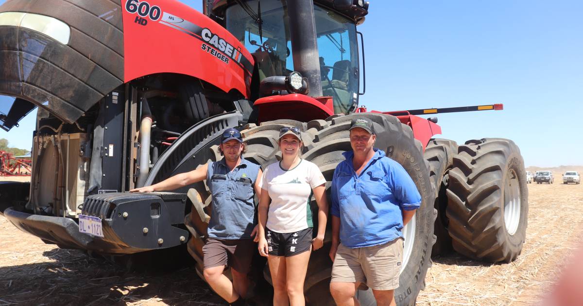 Steiger tractor steals the show