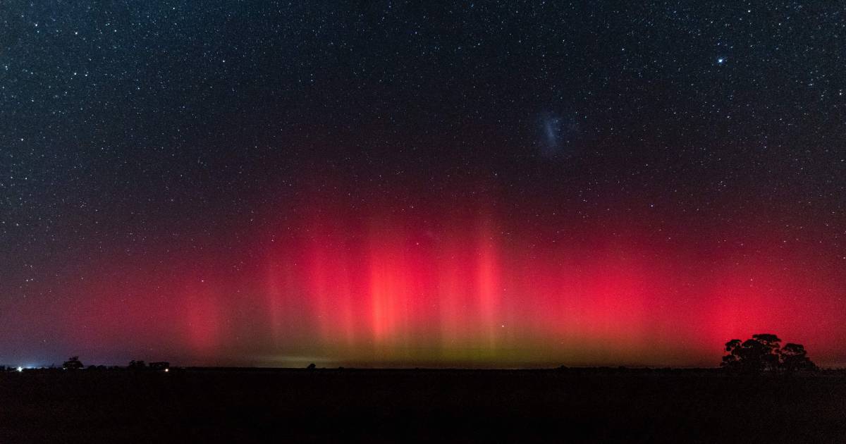 Night skies light up as auroras return to the Riverina