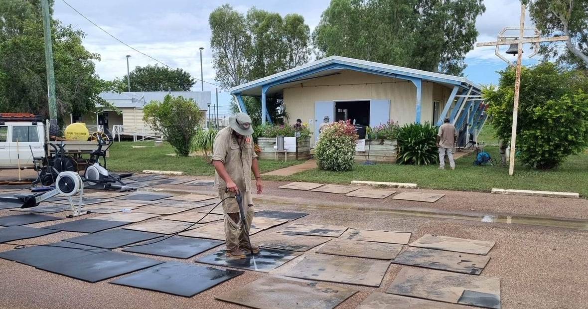 Clean-up efforts underway in Burketown after record flooding | The North West Star