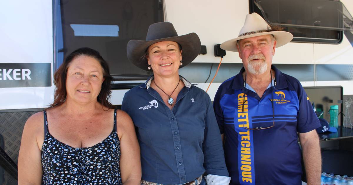 ACA national competitors gather at the "Curry" for campdrafting finals