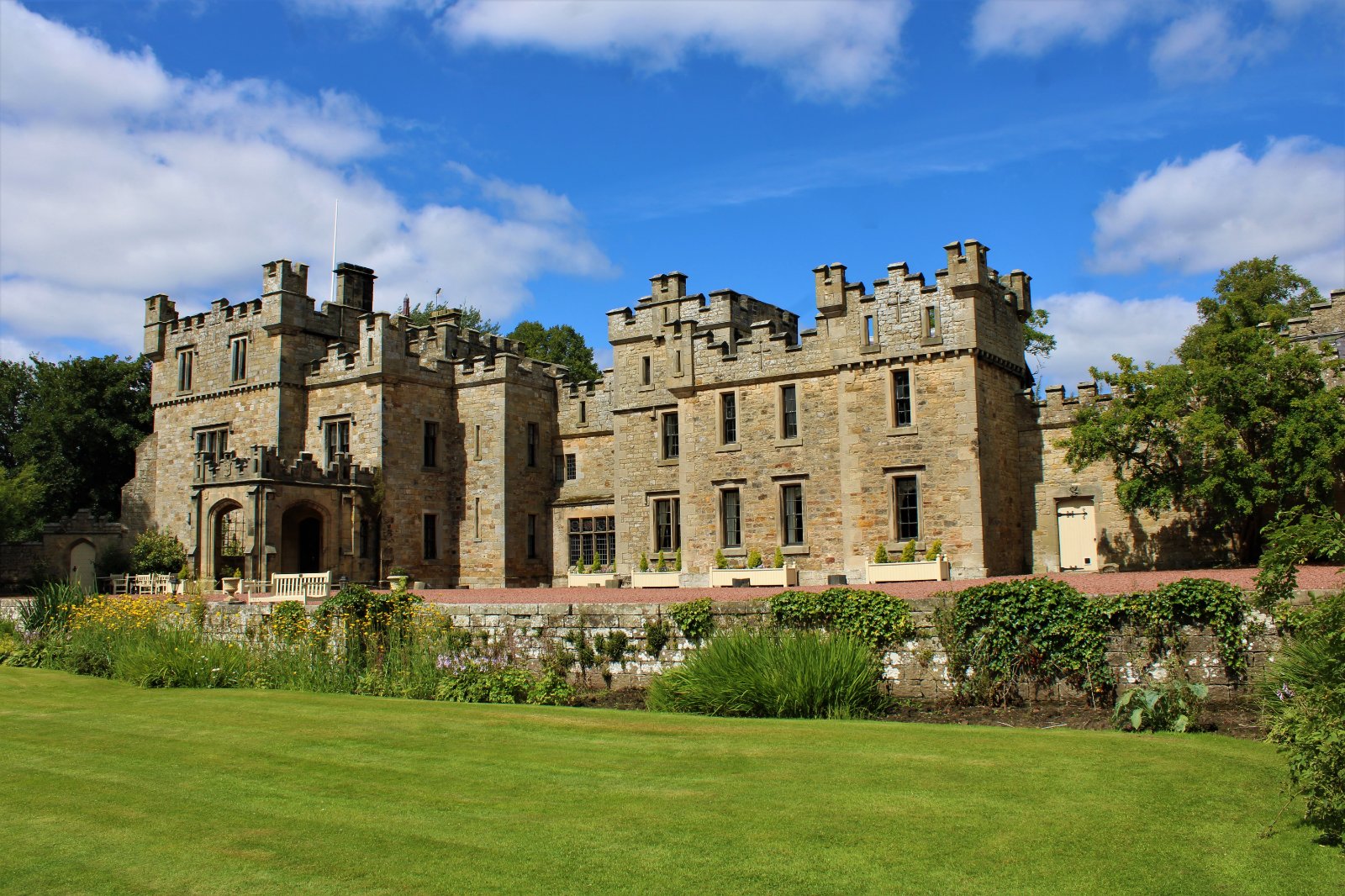 A castle dating back to William the Conqueror comes to the market