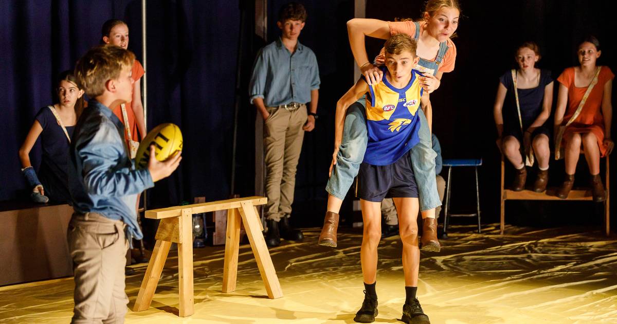 Hale School boarders bring theatre to Narrogin and Beverley | Farm Weekly