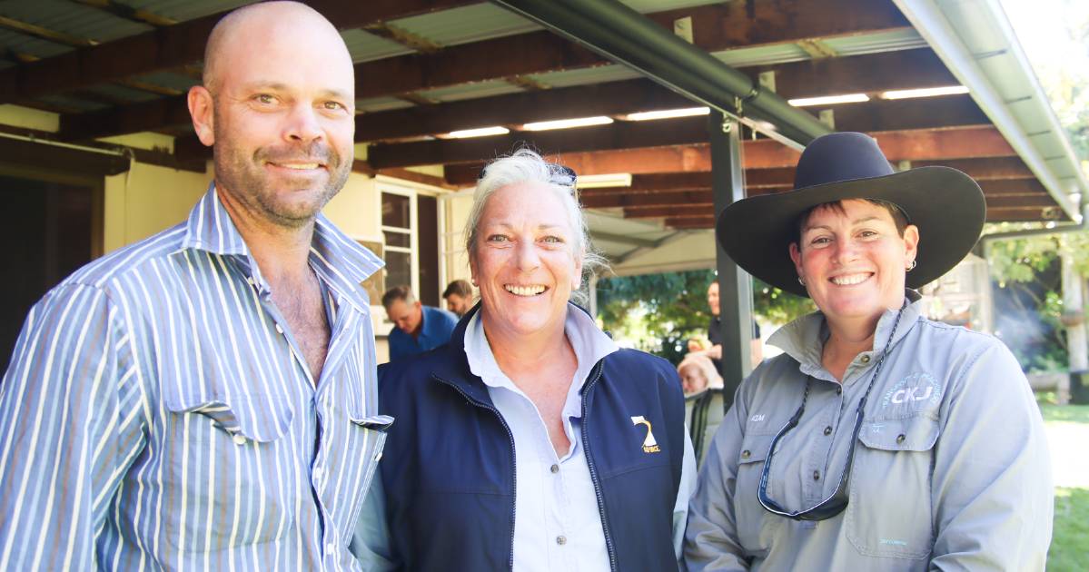 Graziers gather at Mt Garnet for leucaena field day | Gallery