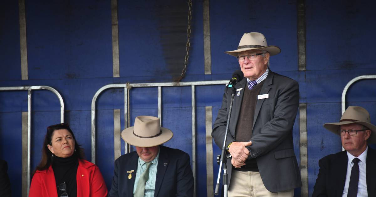 Dubbo Show Society acknowledges Chris Edwards with honourary life membership | The Land