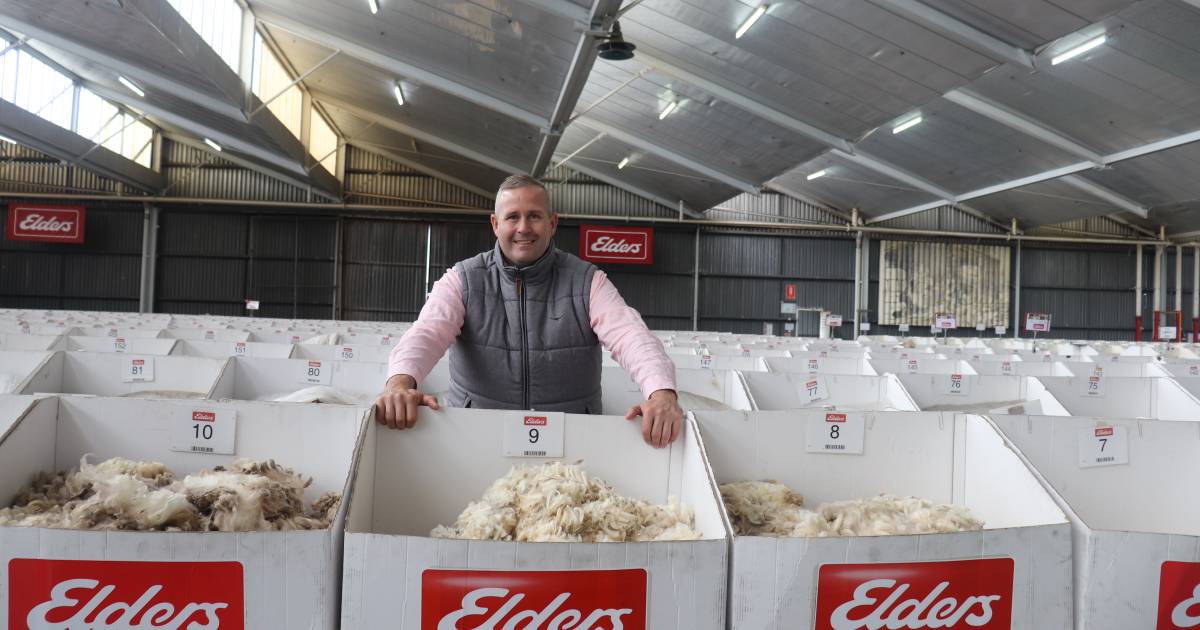 Axeman becomes a district wool manager