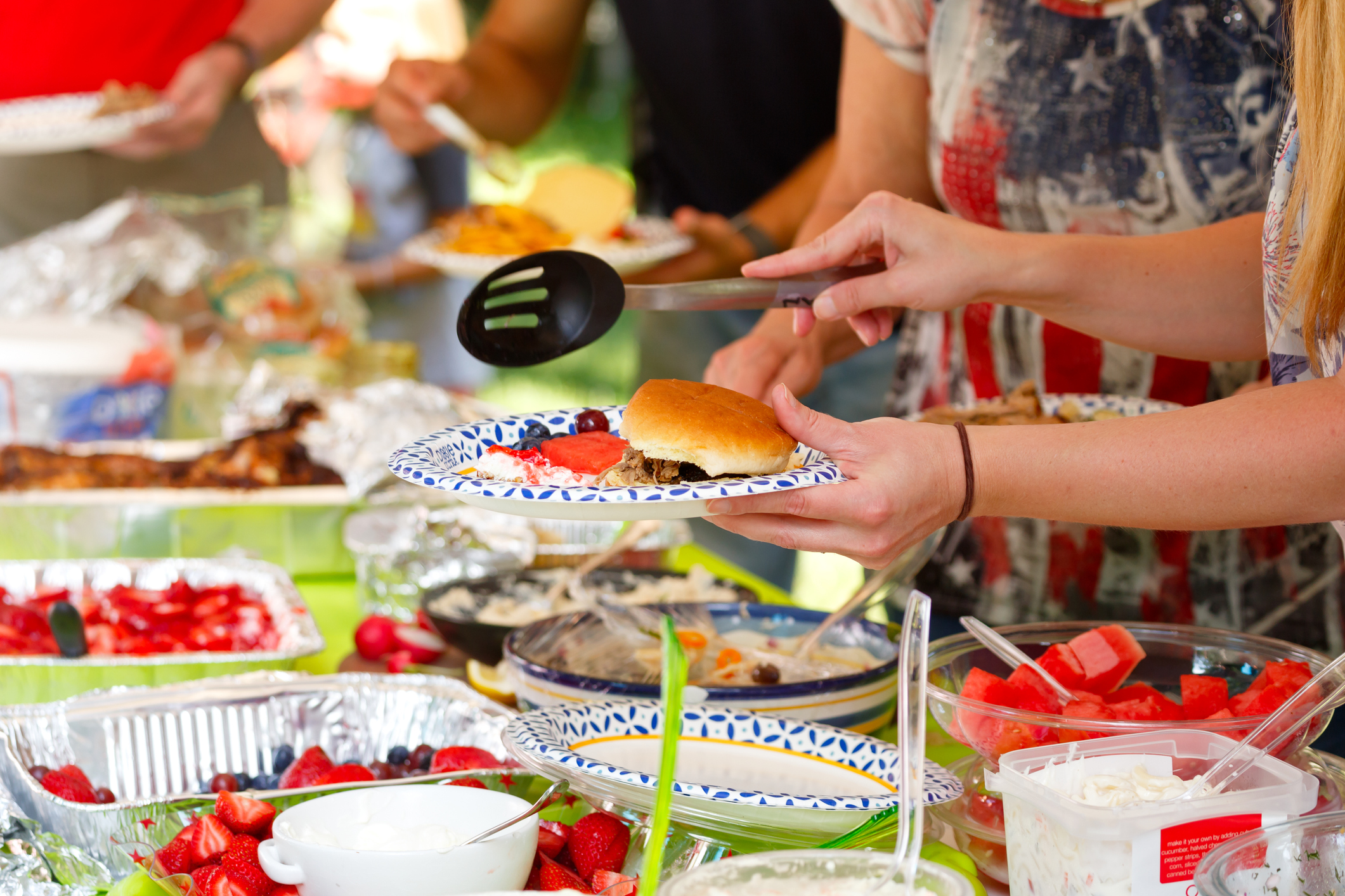 Cost of summer cookout down slightly from 10-year high