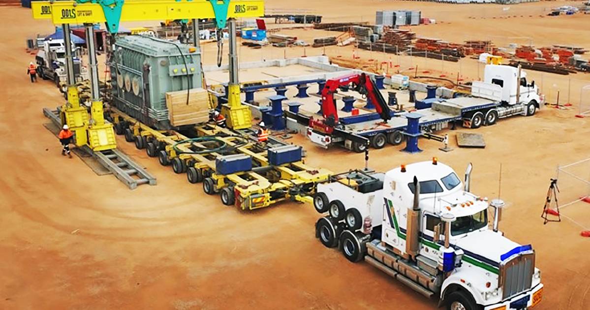 Huge trucking marathon across outback NSW delivers giant transformer to power project | The Land