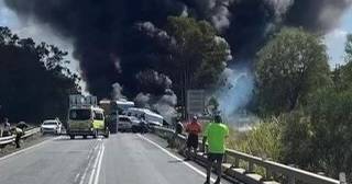 Bruce Hwy re-opened following seven-vehicle crash at Bajool near Rockhampton