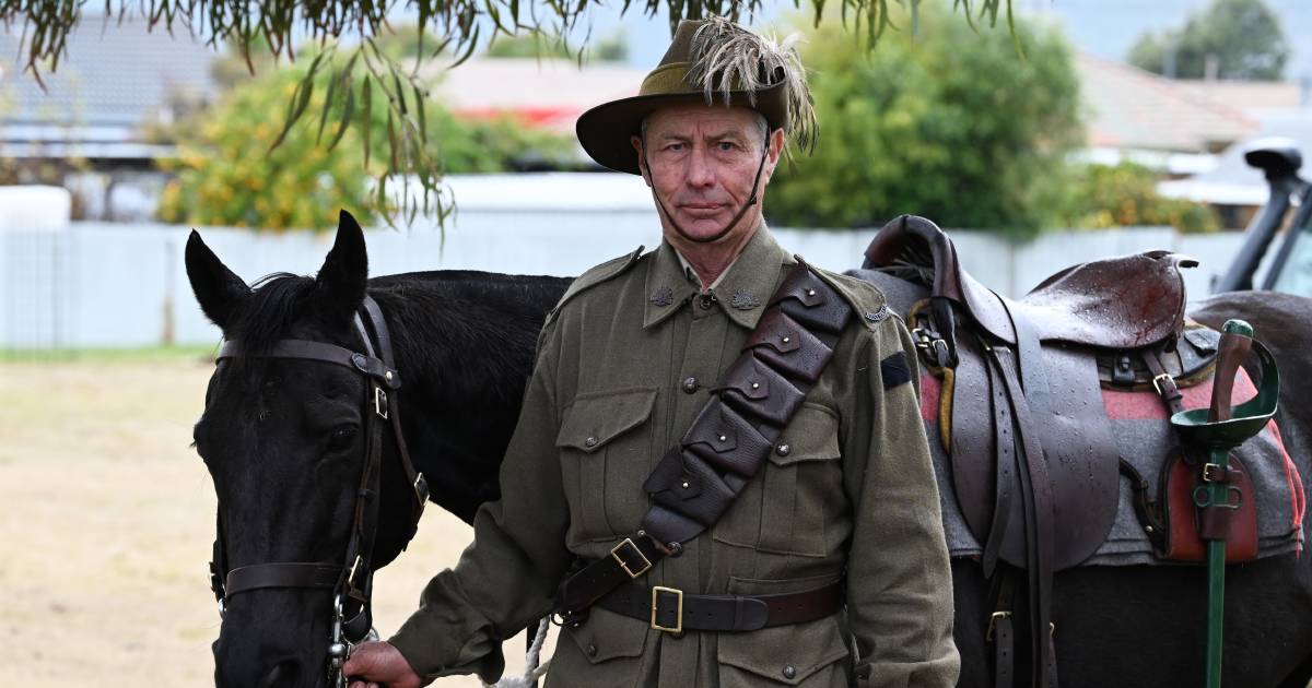 Farmer remembers his father during Light Horse Brigade trot through city