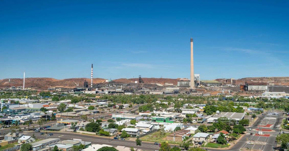 Forecast confirms it's a 'bit windy' in Mount Isa, but sun is on its way