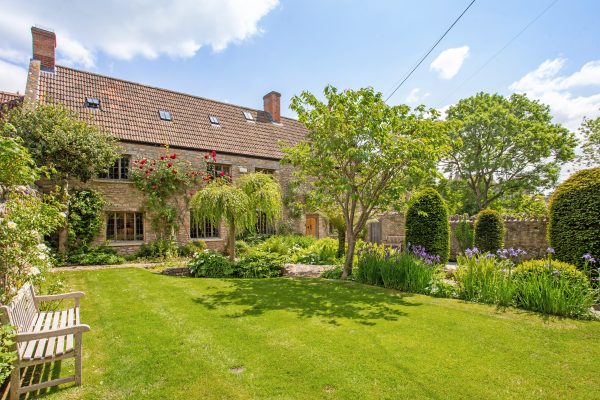 An impeccable Somerset Longhouse that’s a treasure trove of delights inside and out