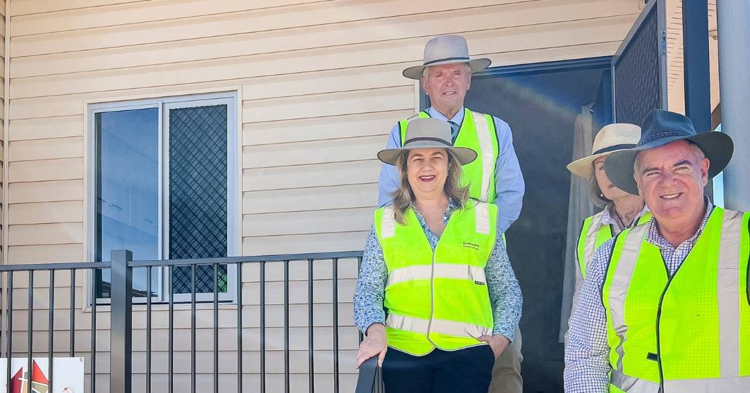 Premier's whirlwnd trip to Longreach enroute to Mount Isa