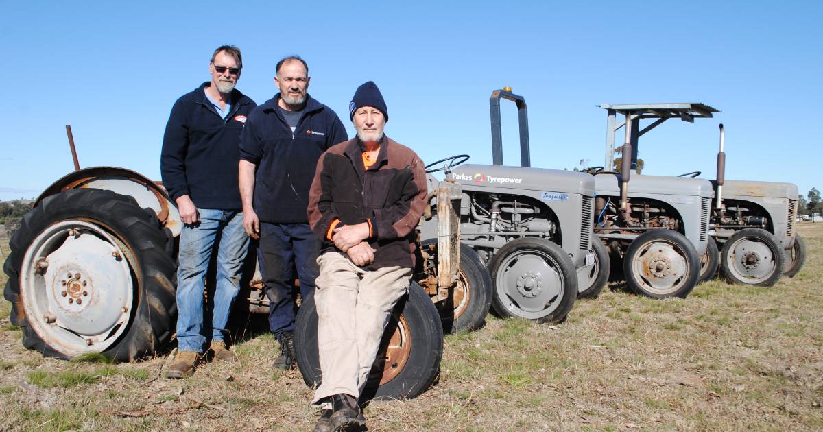 Six hundred kilometres in six days: An outback tractor odyssey