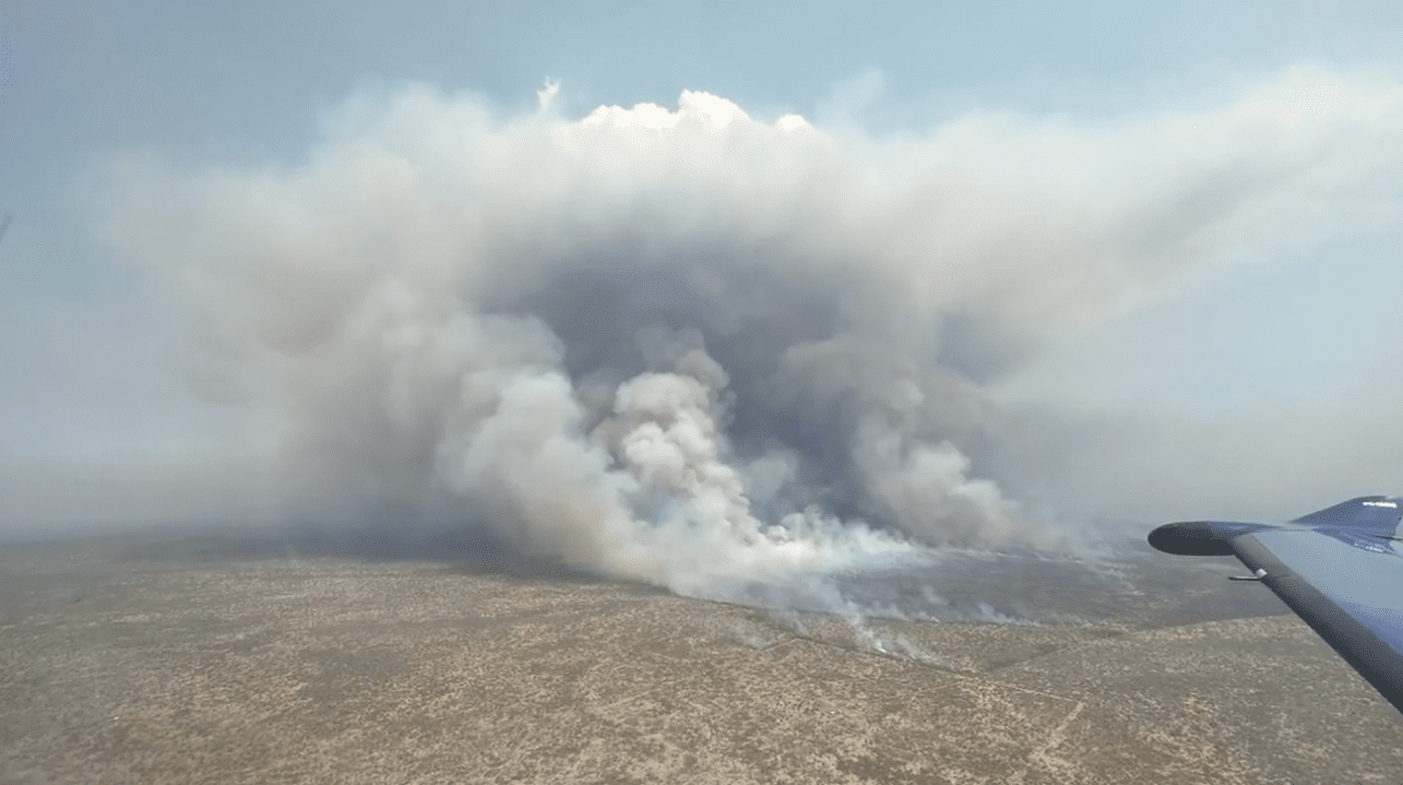 NT landholders battle massive blaze