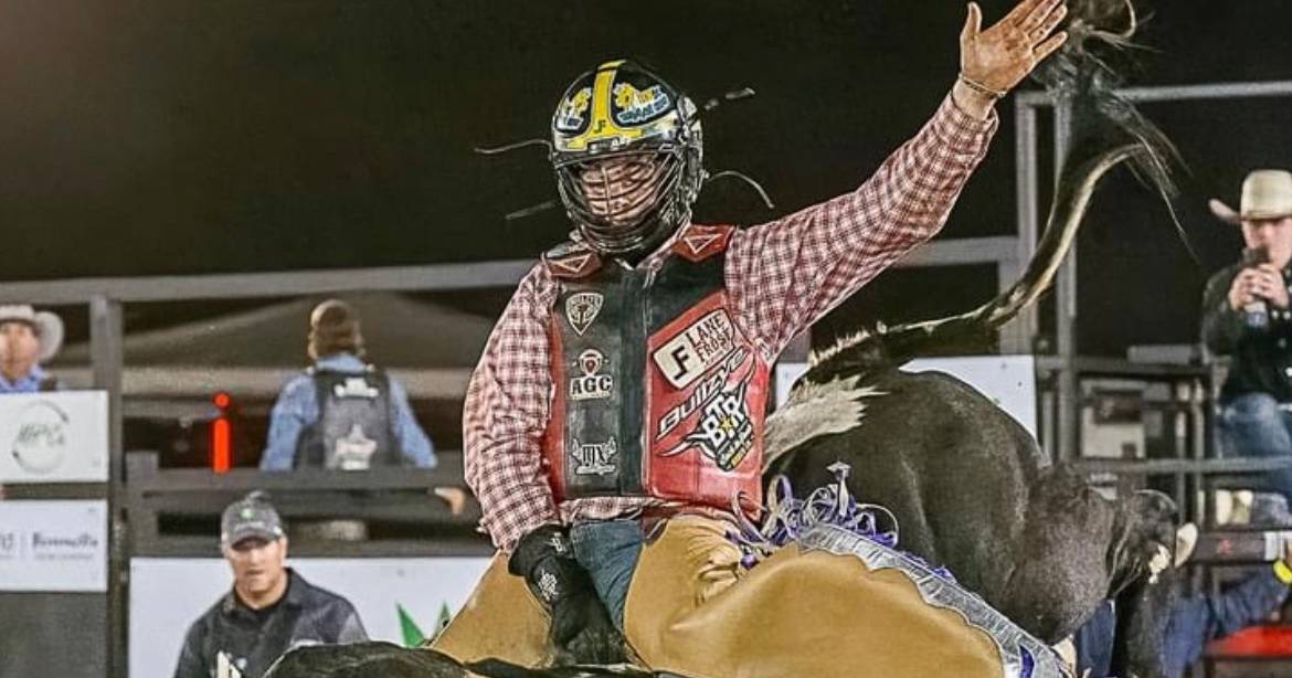 Australian bull riding star Troy Dunn’s success attracts Central Queensland rider Dustin Roots | North Queensland Register