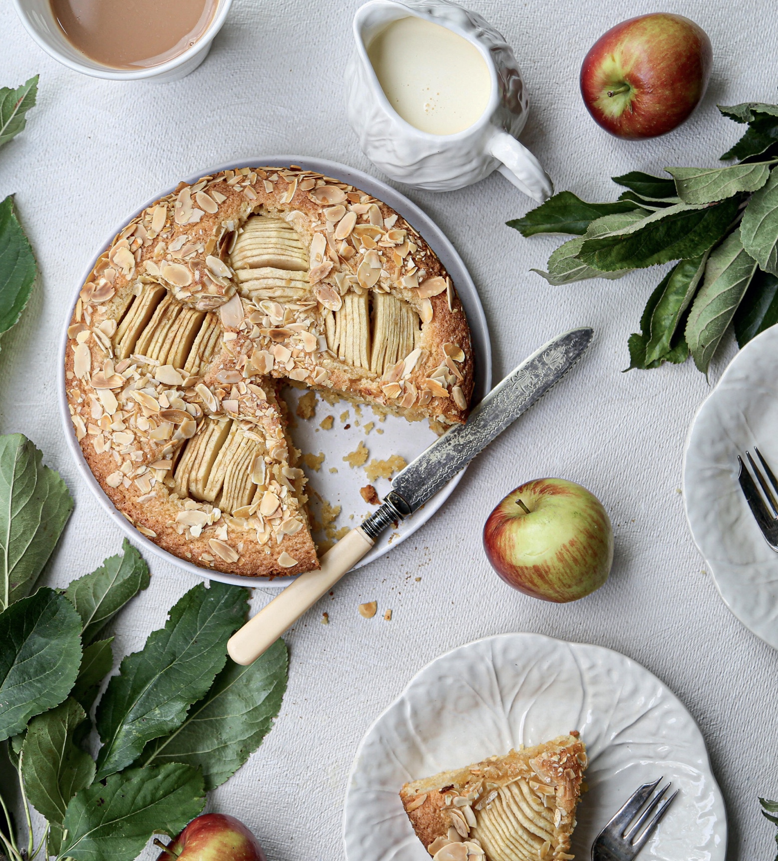 A foolproof recipe to make an easy apple and almond cake