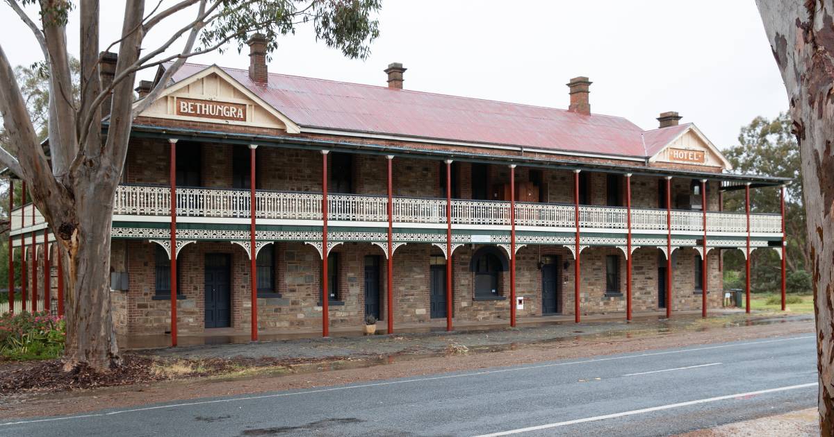 New owners have big plans for Bethungra’s Hotel Shirley | The Land